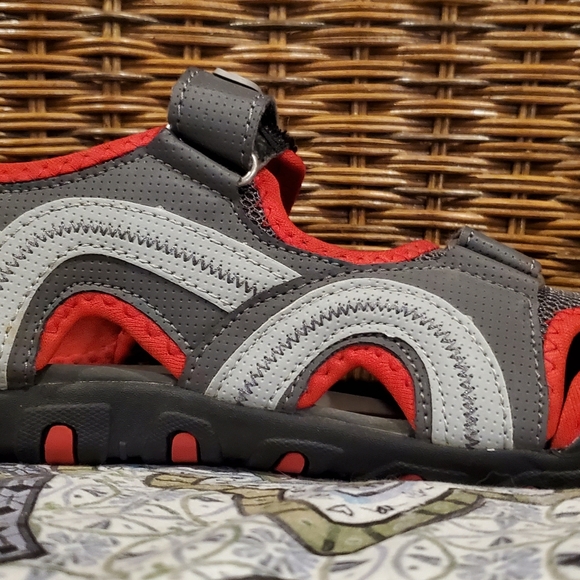 Sandals - Picture 3 of 6